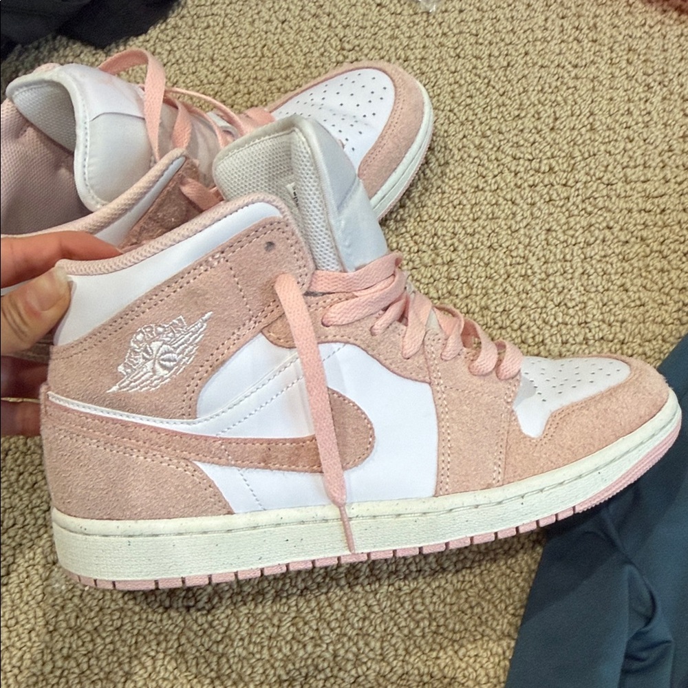 Nike High-Top Sneakers in Pink and White